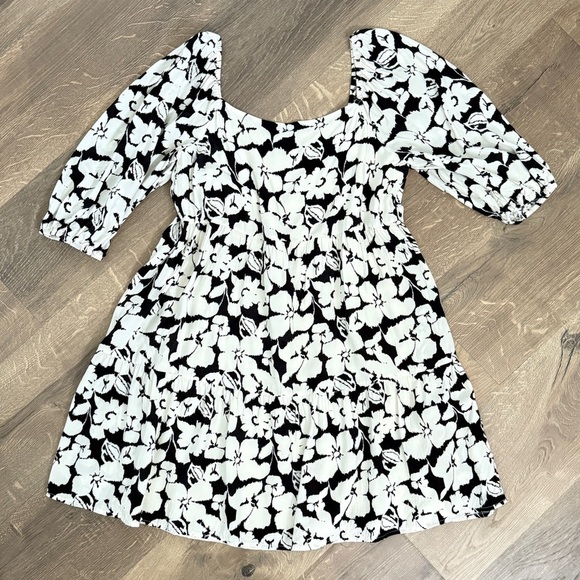 Sanctuary Black and White Puff Sleeve Mini Dress - Picture 8 of 10